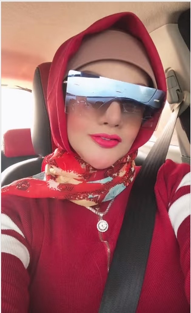 Becoming the Spotlight, Pictures of Barbie Kumalasari with Her Ever-Changing Hijab Style - Garnering Praise and Criticism