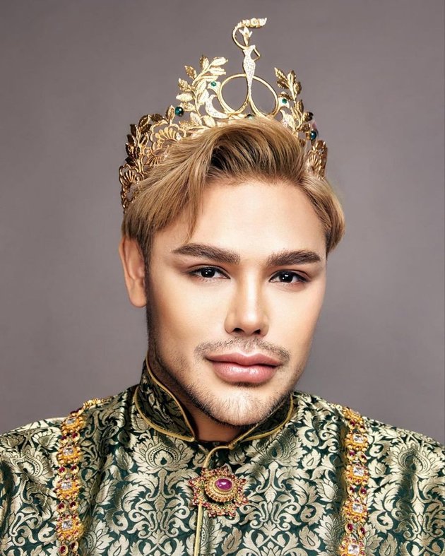 Being a Special Guest in Bangkok, 8 Photos of Ivan Gunawan that are More Charming Like a Prince with Blonde Hair