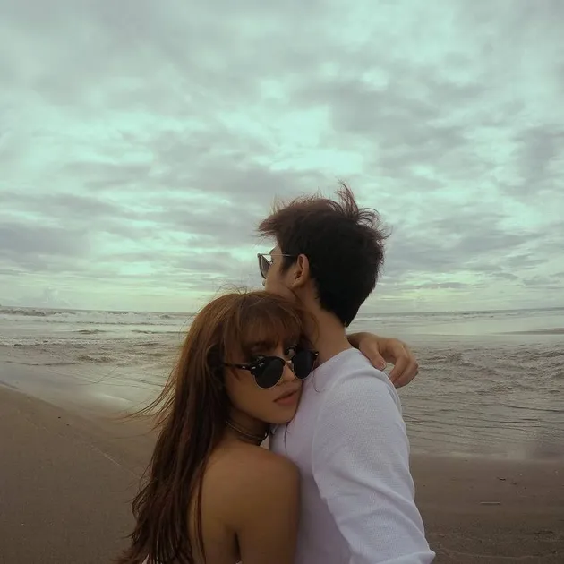 Julian Jacob dan Pacar