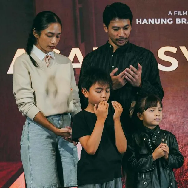 Jared Ali memerankan karakter Ali.