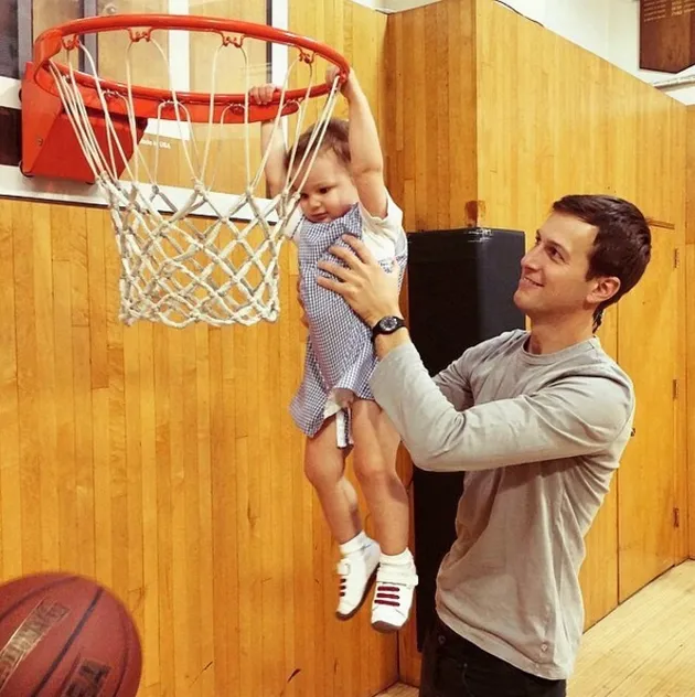 Menantu Tampan Donald Trump