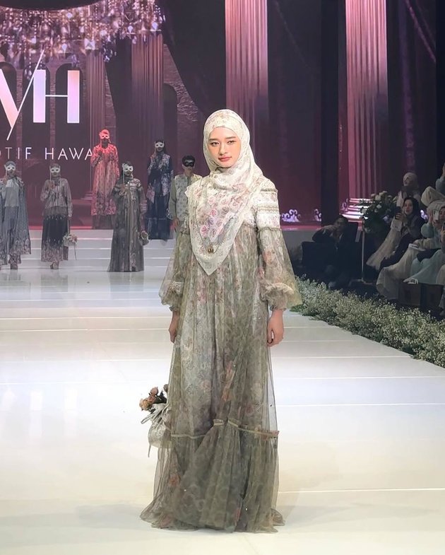 Ahead of One Year After Lifting the Veil, Here are 8 Portraits of Inara Rusli as a Model in Various Fashion Shows - Called the Neglected Diamond