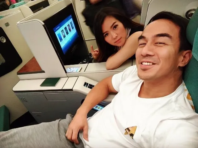 Joe Taslim di APAN Star Awards 2016
