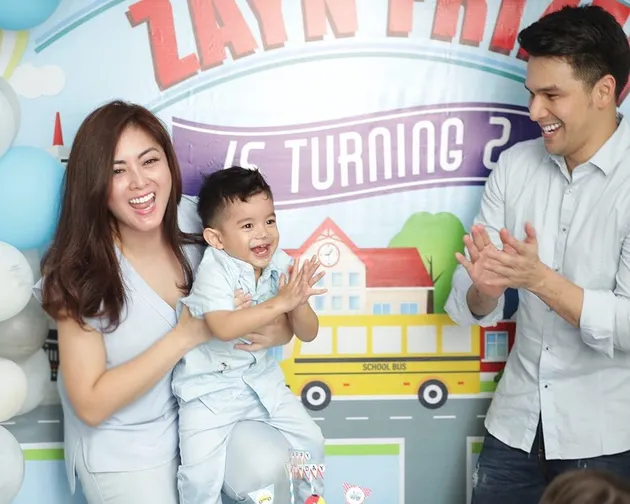 Jonathan Frizzy rayakan ultah anak