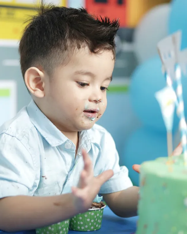 Jonathan Frizzy rayakan ultah anak