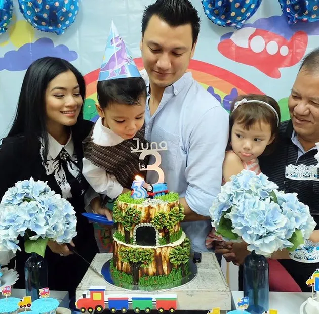 ultah ketiga juna putra titi kamal christian sugiono