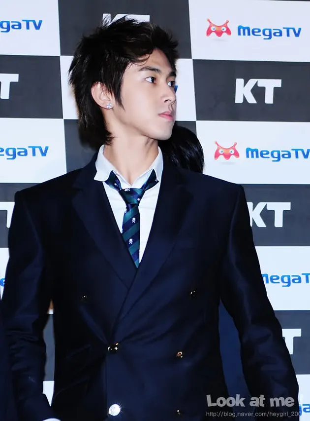 Jung Yunho