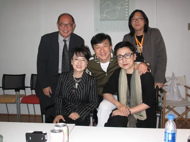 Jackie Chan / Artistes 311 Love Beyond Borders