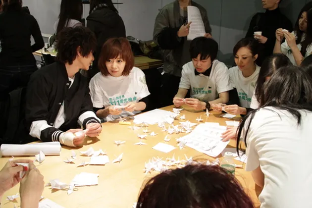 Jackie Chan / Artistes 311 Love Beyond Borders