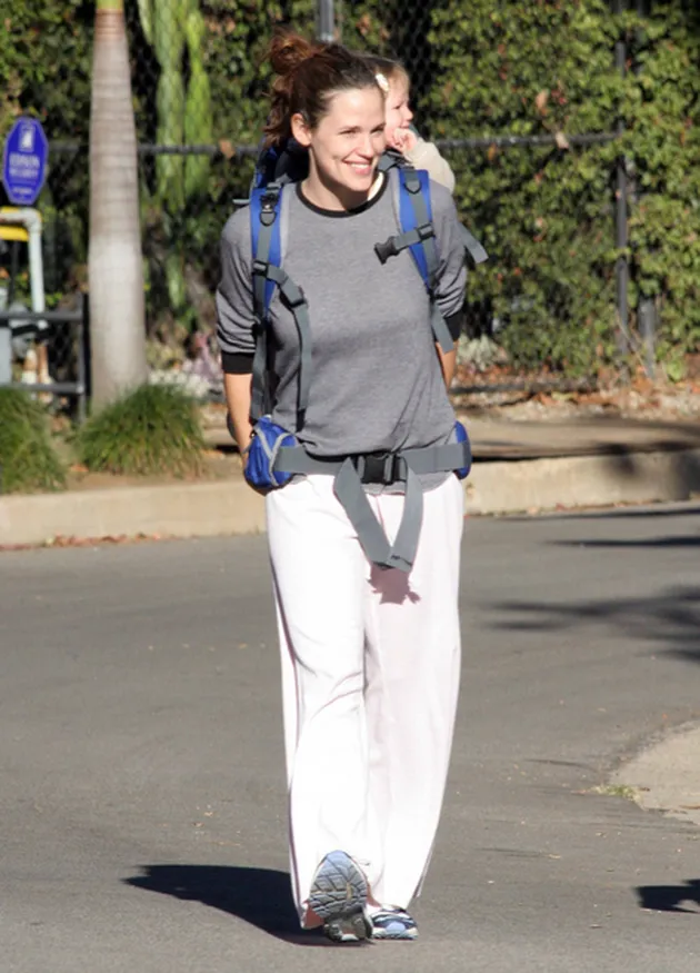 jennifer_garner_violet