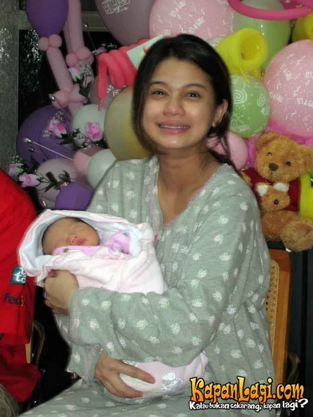 'Adek Bayi'