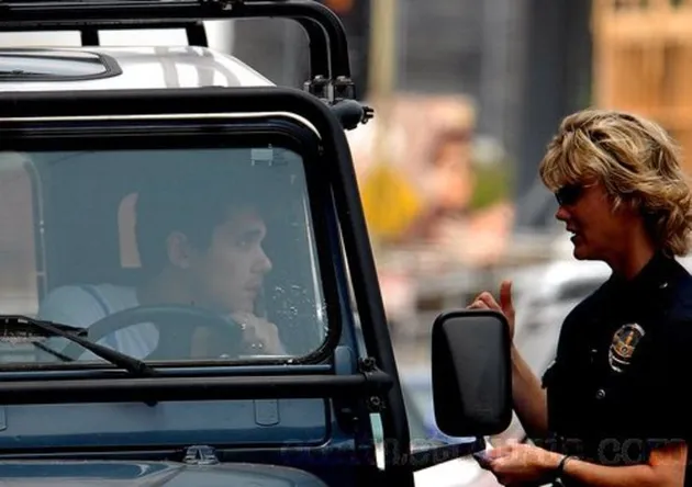 john_mayer_ditangkap_polisi