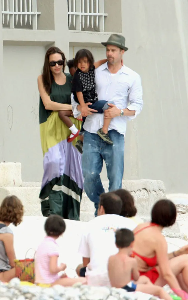 jolie_pitt_perancis