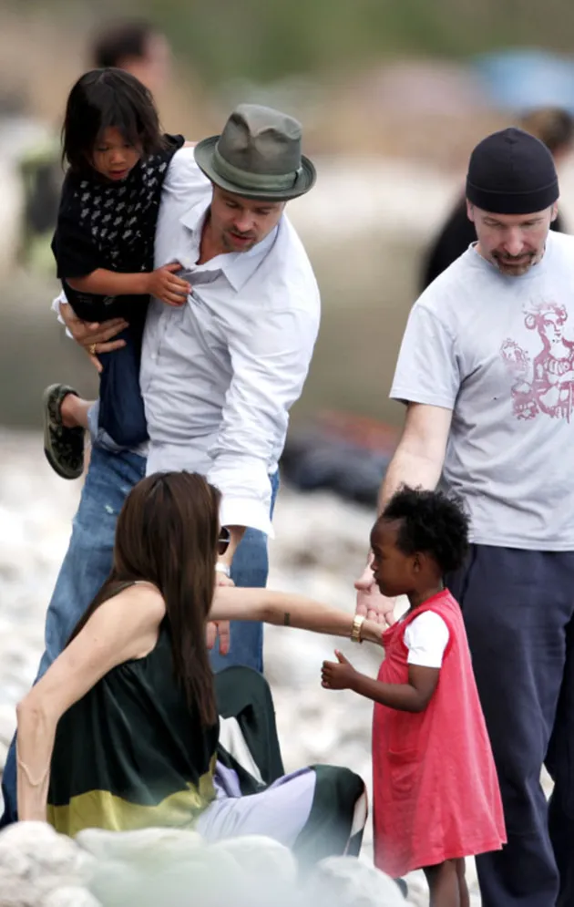 jolie_pitt_perancis