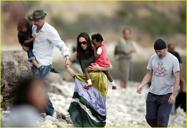 jolie_pitt_perancis