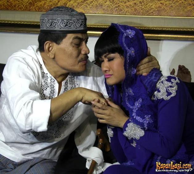 Julia Perez dan Ayahnya