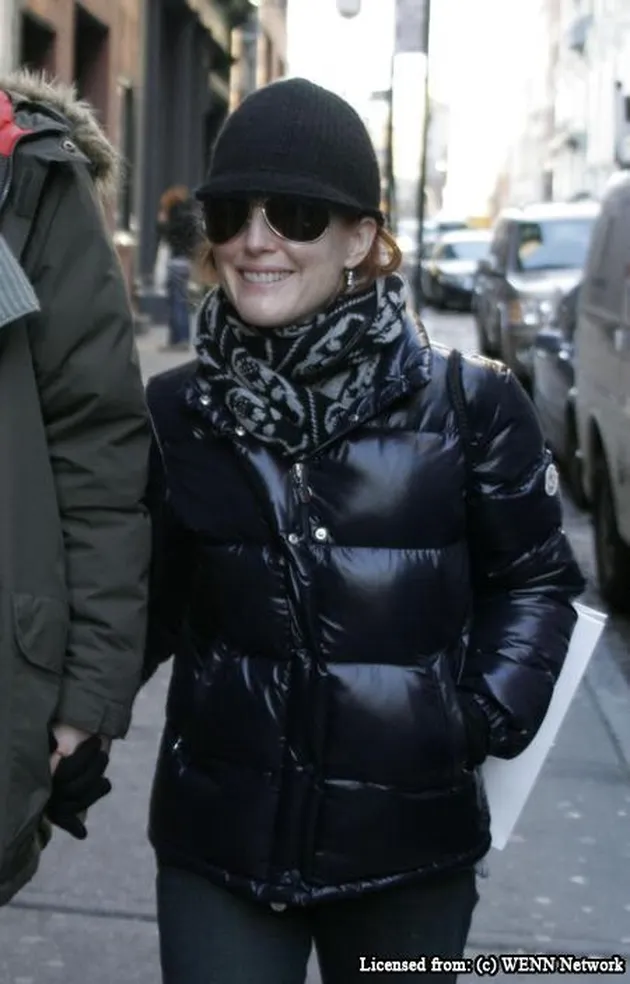 julianne moore shopping