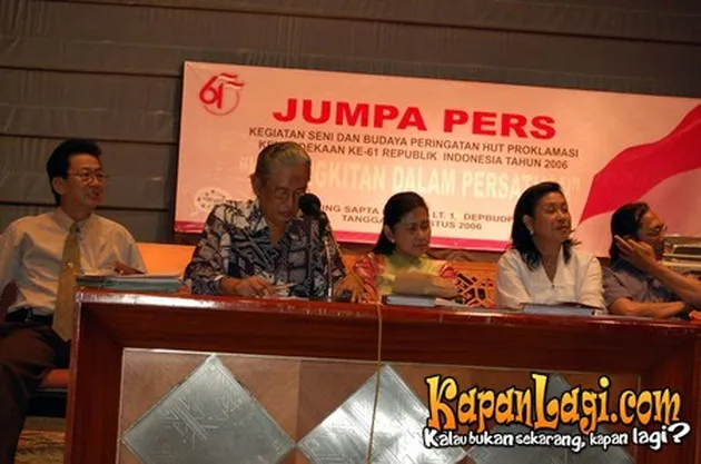 Jumpers HUT RI ke-61