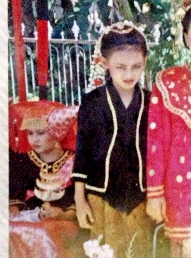 Wajah Artis Indonesia Saat Kecil