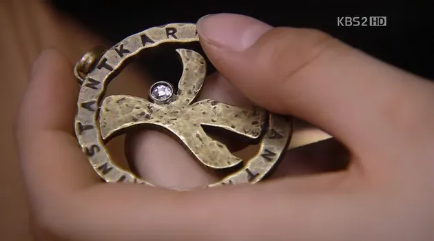 kalung di drama korea