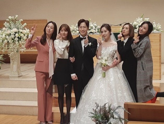 Kan Mi Yeon Marries, Yoon Eun Hye Reads Congratulatory Message