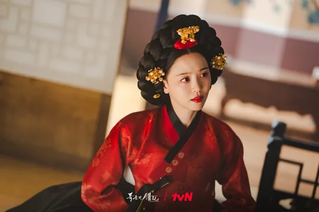 Ekspresi Kang Han Na