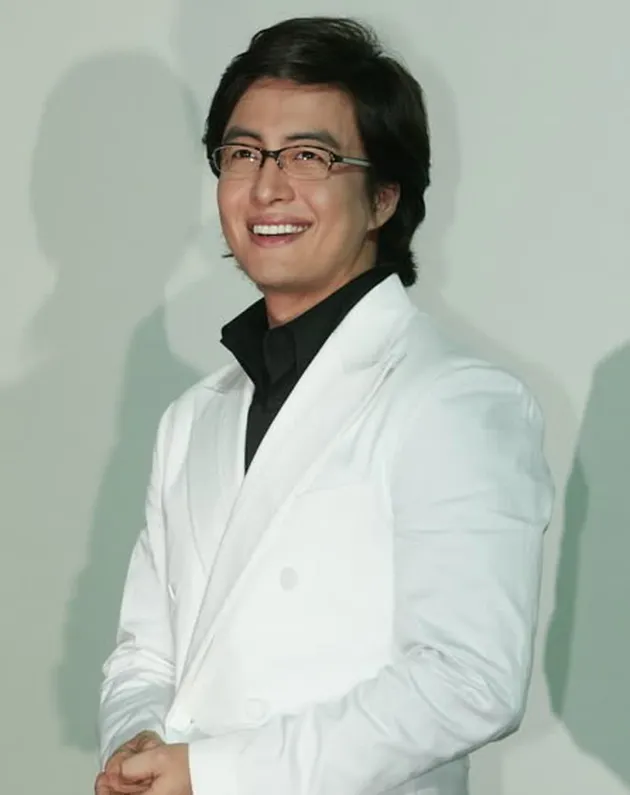 Karisma Bae Yong Jun