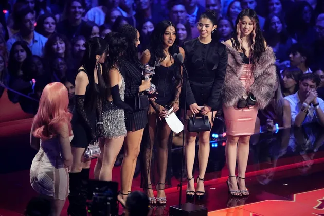 KATSEYE Menang Perdana di MTV VMA 2025