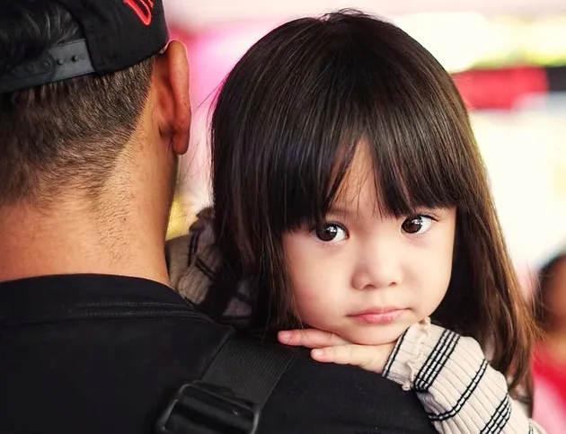 Liburan Gading - Gisel