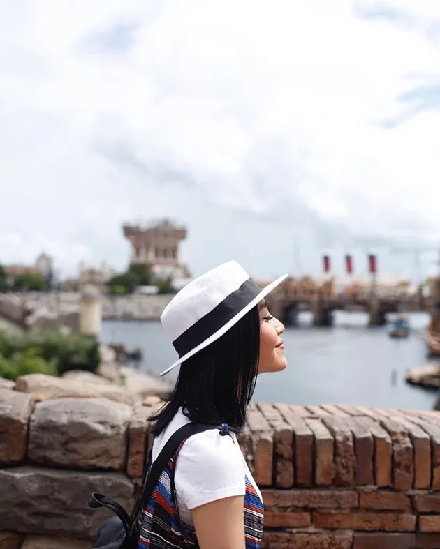 Rinni Wulandari ke Jepang