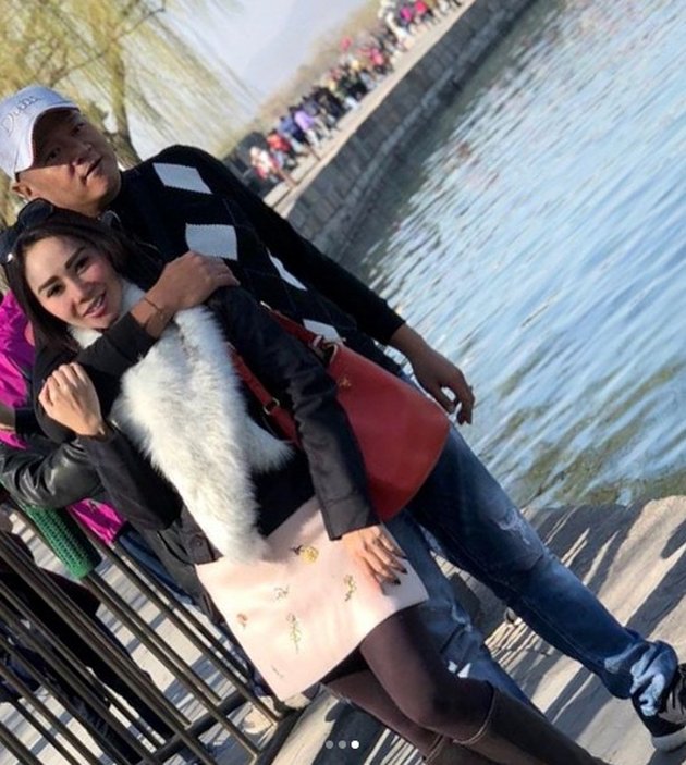 Indonesia spesial untuk pacar ku sayang - Account Indonesia spesial untuk pacar ku sayang - Account