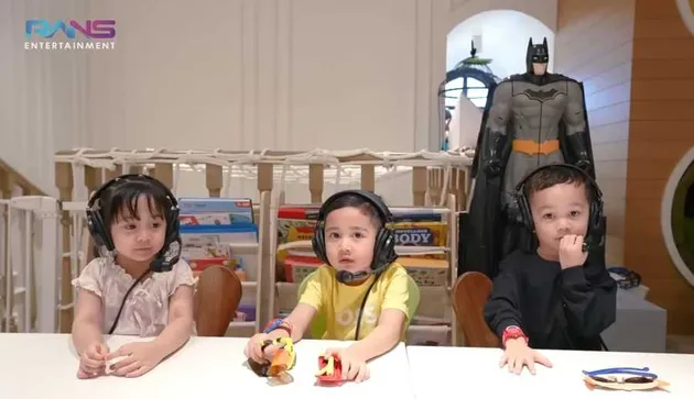 (credit: Youtube RANS Entertainment)