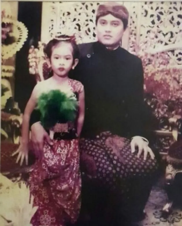 Masa kecil artis