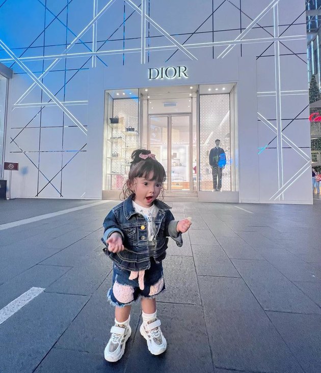 His Presence Was Initially Thought to be a Common Cold and Stomachache, Here are 8 Photos of Labeeqa, Fikoh's Only Daughter, that Make Netizens Adore Her - Fashionable Since Childhood
