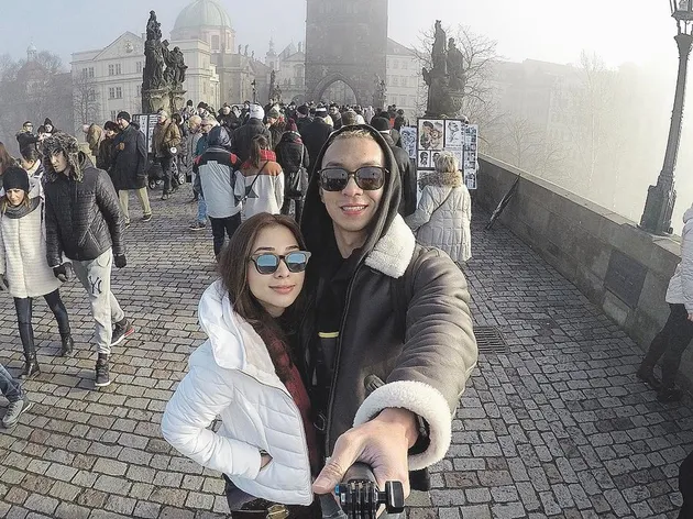 Nikita willy dan indra djokosoetono