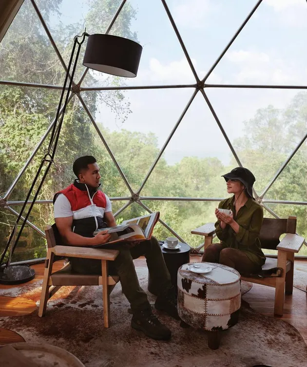 Nikita willy dan indra djokosoetono