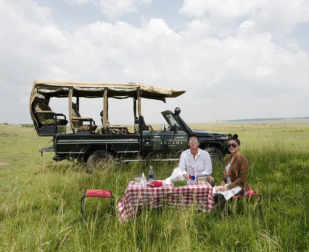 Nikita willy dan indra djokosoetono