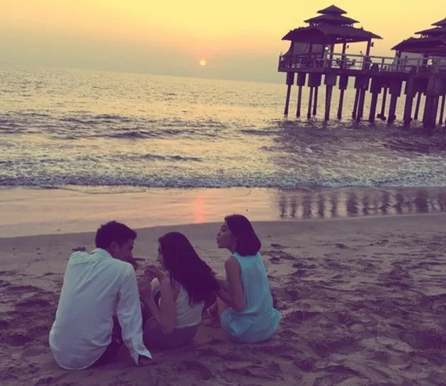 Liburan Dwi Andhika, Luar Negeri, Keliling Dunia