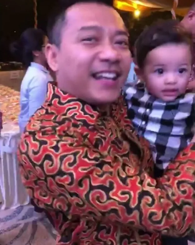 keluarga anang di ambon