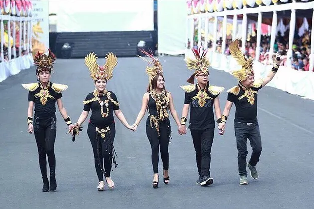 ashanty, aurel, azriel, anang hermansyah