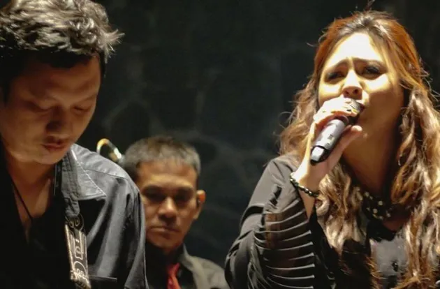 audy manggung, audy item manggung