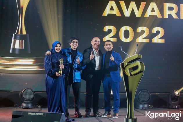 Returning to Achievements, Here are 10 Portraits of Atta Halilintar and Aurel Hermansyah Winning Favorite Brand Ambassador at PS Awards 2022
