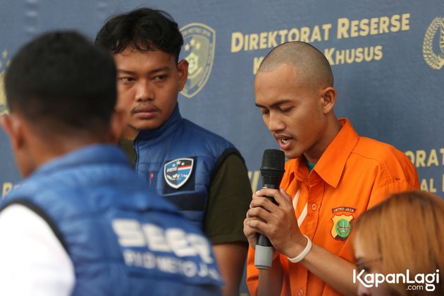 Wear an Orange Shirt, 9 Photos of Galih Loss Apologizing After Being Involved in a Blasphemy Case