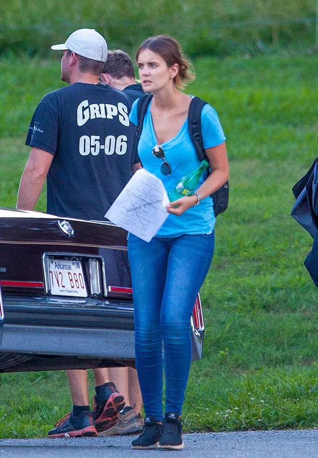 Emily, Pacar Baru Tom Cruise - Kembaran Katie HolmesPacar Baru Tom Cruise