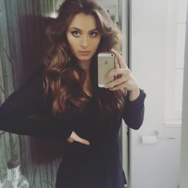 Lily, Putri Rowan Atkinson