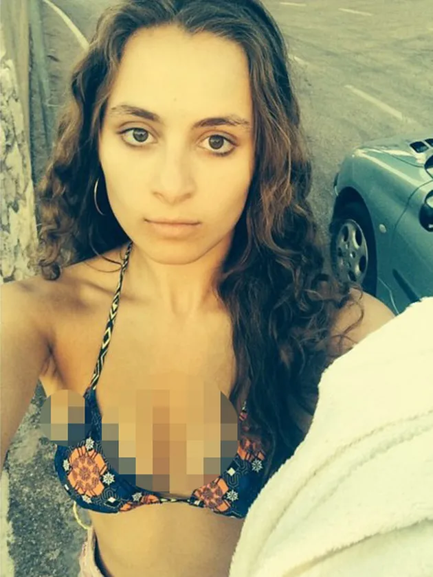 Lily, Putri Rowan Atkinson