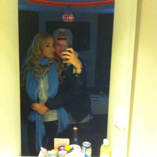 Foto romantis Avicii & pacar