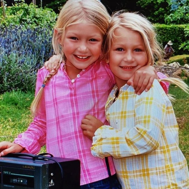 Remembering Childhood Photos Together, Bella Hadid Gives Touching Message to Gigi Hadid on Her Birthday