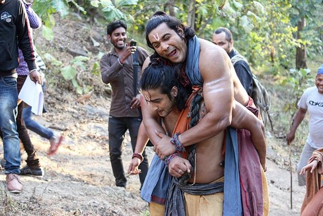Remembering Beautiful Memories, Shaheer Sheikh Shares Old Photos from the 'Mahabharata' Shooting Location