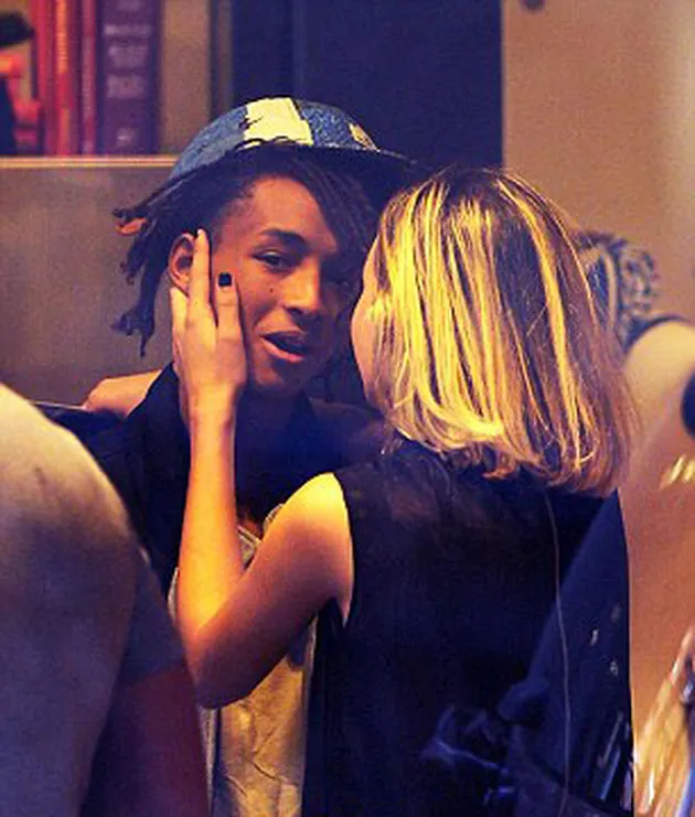 Kencan Mesra Jaden Smith dan Sarah